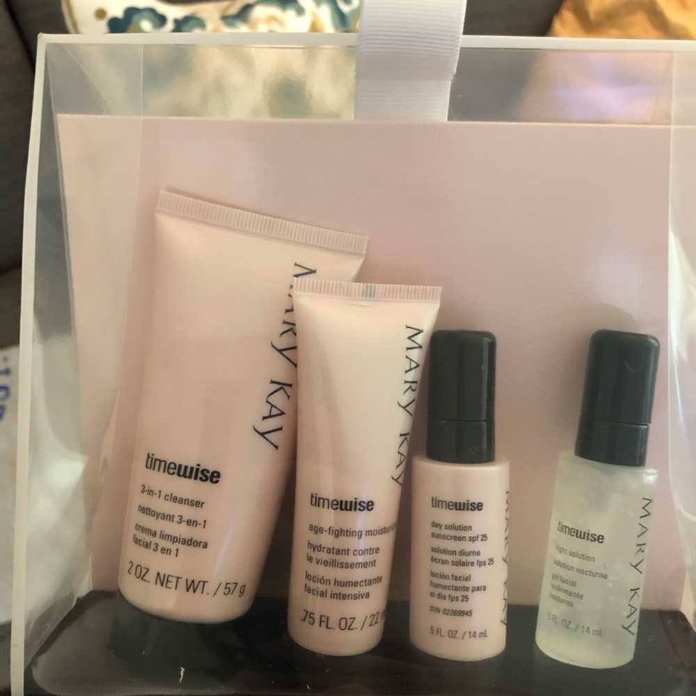 Mary Kay Timewise Travel Kit